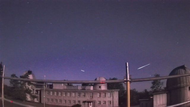 AMS52 meteor