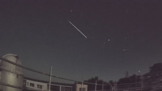 AMS52 meteor