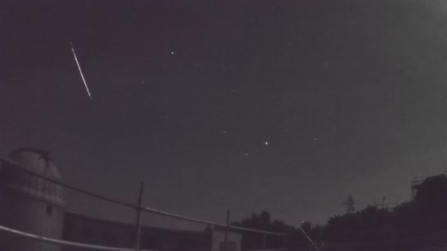 AMS52 meteor