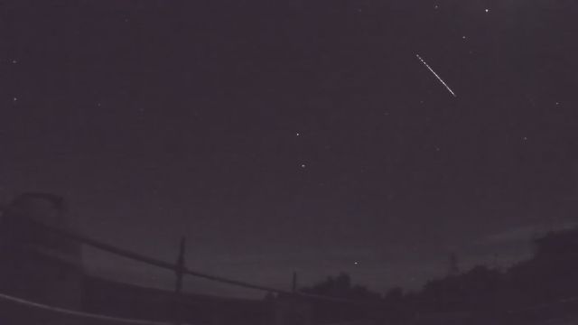 AMS52 meteor