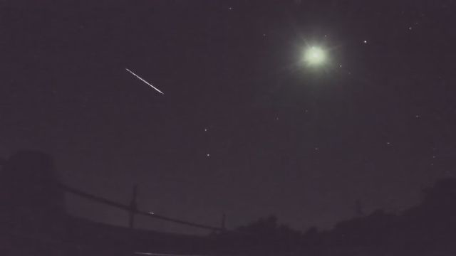 AMS52 meteor