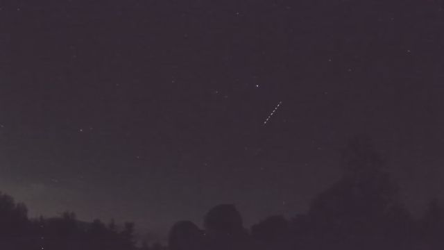 AMS52 meteor