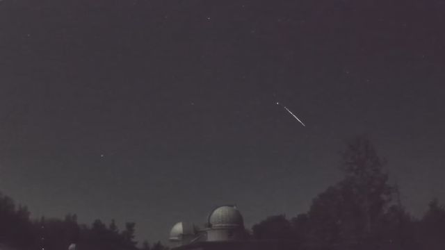 AMS52 meteor