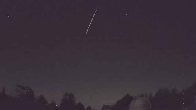 AMS52 meteor