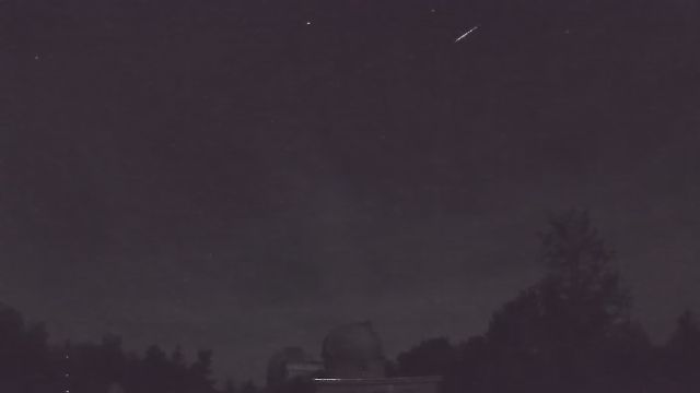 AMS52 meteor