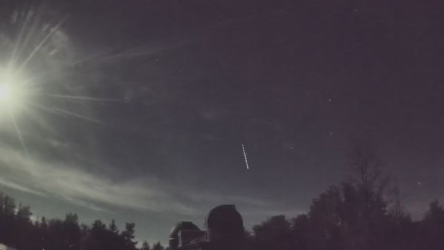AMS52 meteor