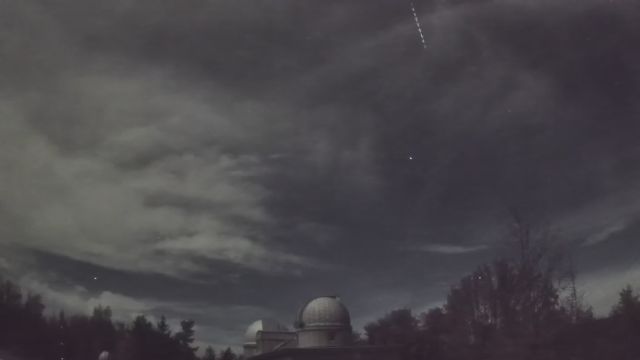 AMS52 meteor
