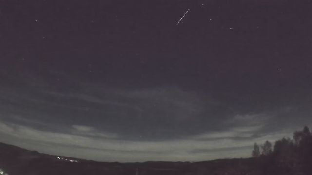 AMS52 meteor