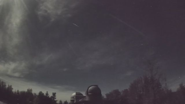 AMS52 meteor