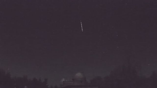 AMS52 meteor