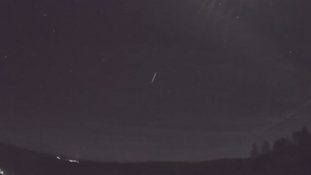 AMS52 meteor