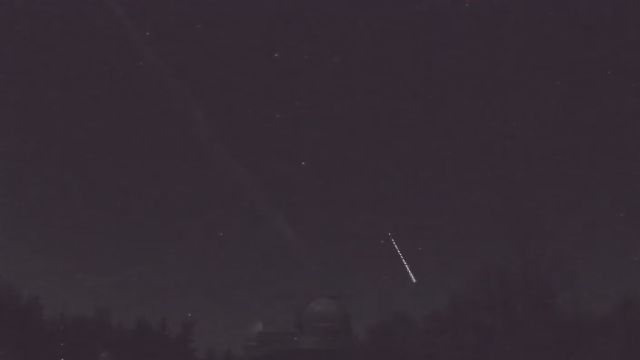 AMS52 meteor