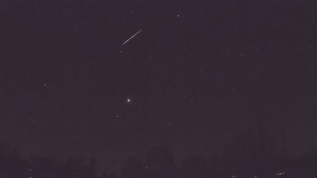 AMS52 meteor