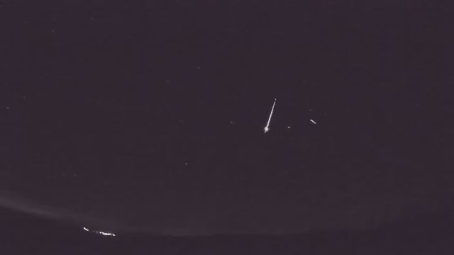 AMS52 meteor