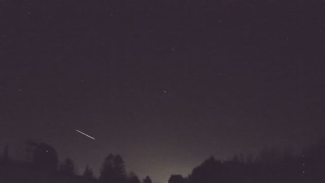 AMS52 meteor