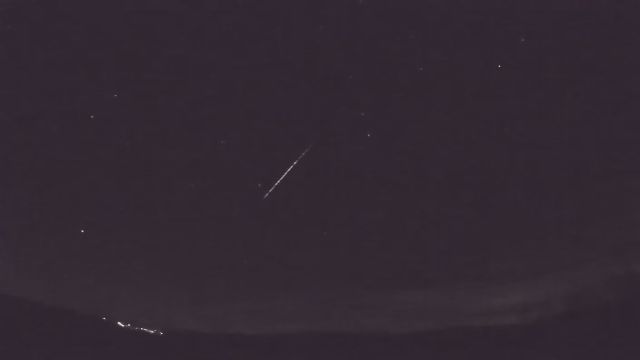AMS52 meteor