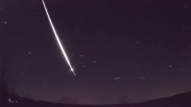 AMS52 meteor