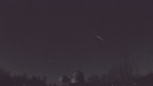 AMS52 meteor