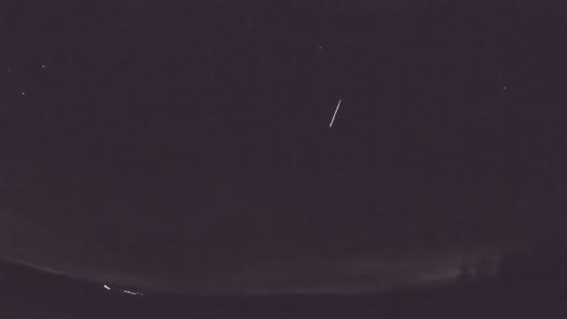 AMS52 meteor