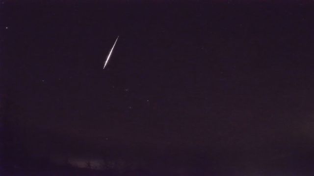 AMS52 meteor