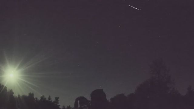 AMS52 meteor
