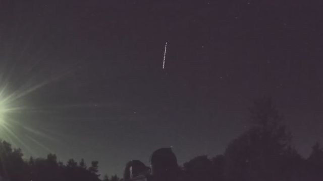 AMS52 meteor