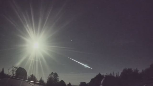 AMS52 meteor