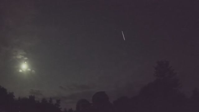 AMS52 meteor