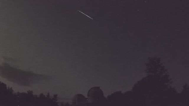 AMS52 meteor