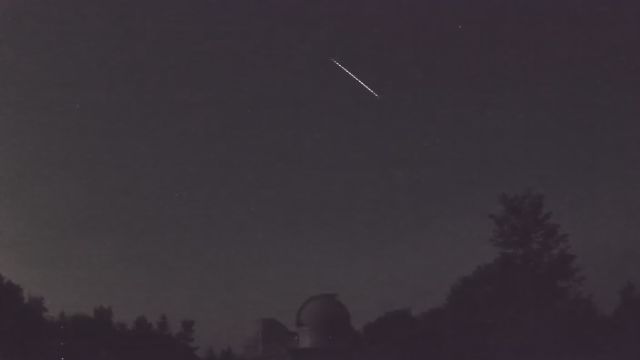 AMS52 meteor