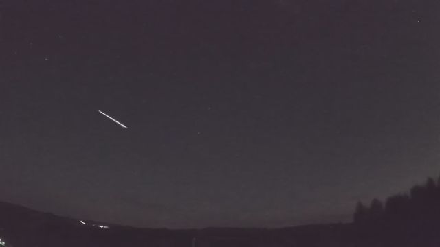 AMS52 meteor