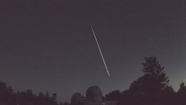 AMS52 meteor