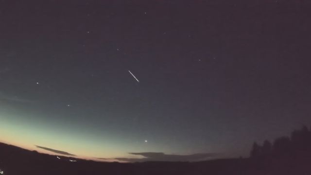 AMS52 meteor