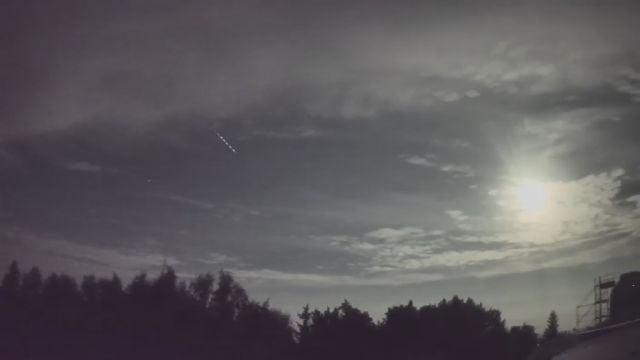 AMS52 meteor