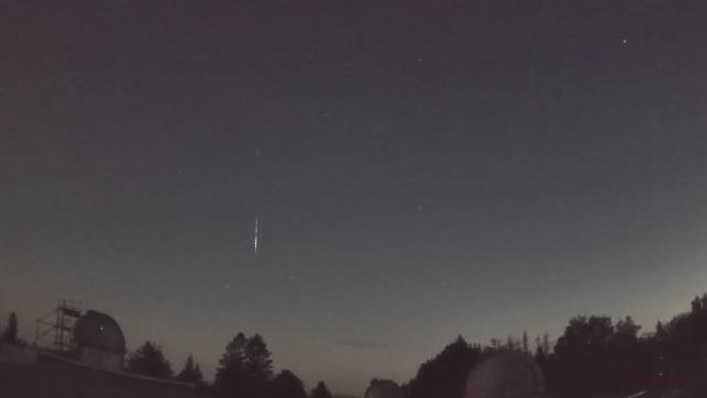 AMS52 meteor