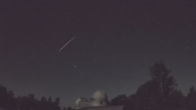 AMS52 meteor