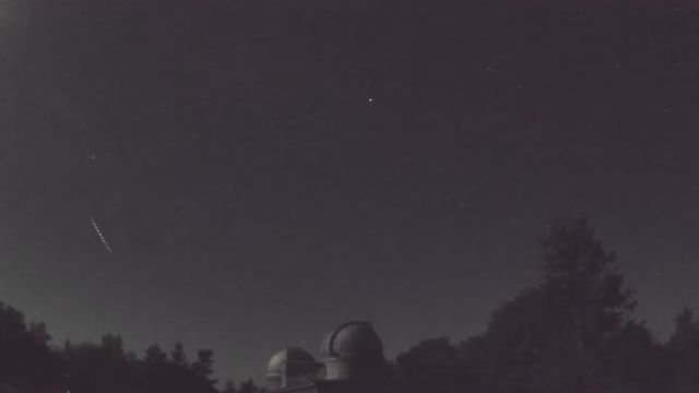 AMS52 meteor