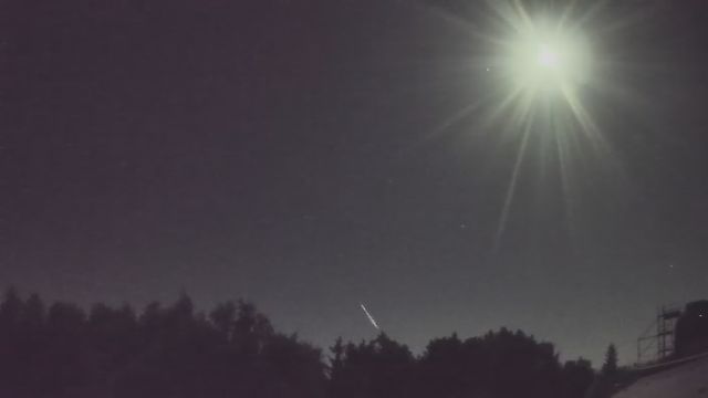 AMS52 meteor