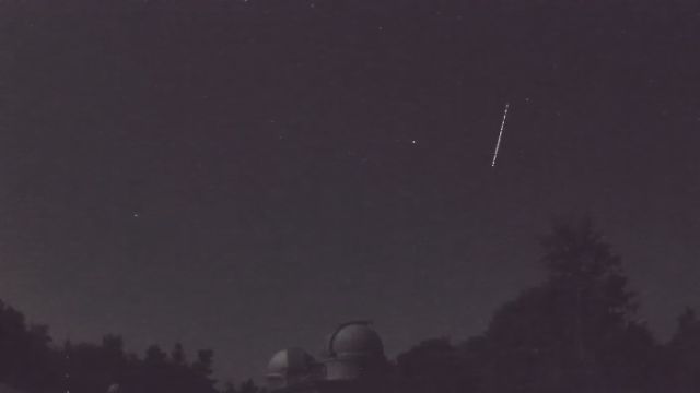 AMS52 meteor