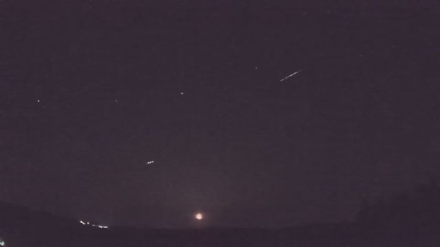AMS52 meteor