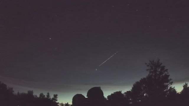 AMS52 meteor