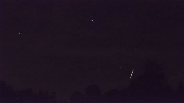 AMS52 meteor