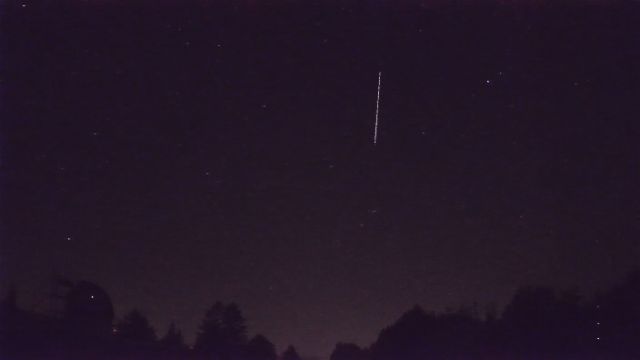 AMS52 meteor