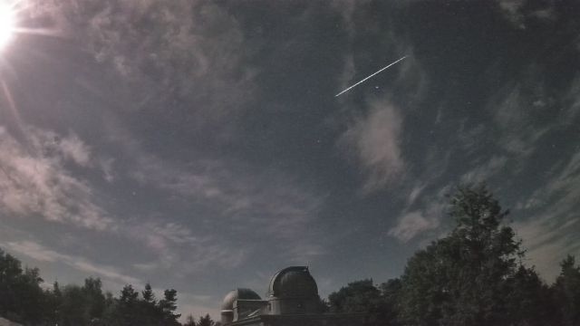 AMS52 meteor