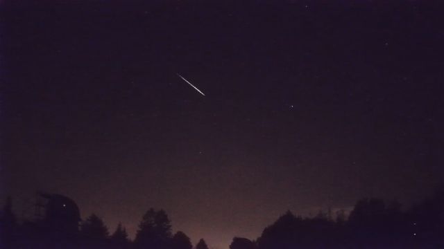 AMS52 meteor