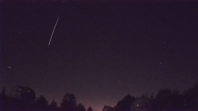 AMS52 meteor