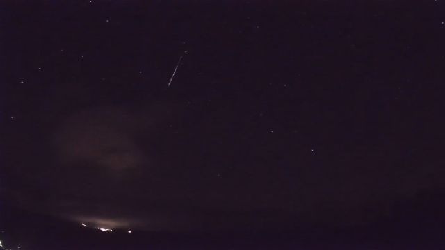 AMS52 meteor