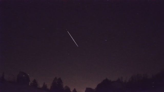 AMS52 meteor