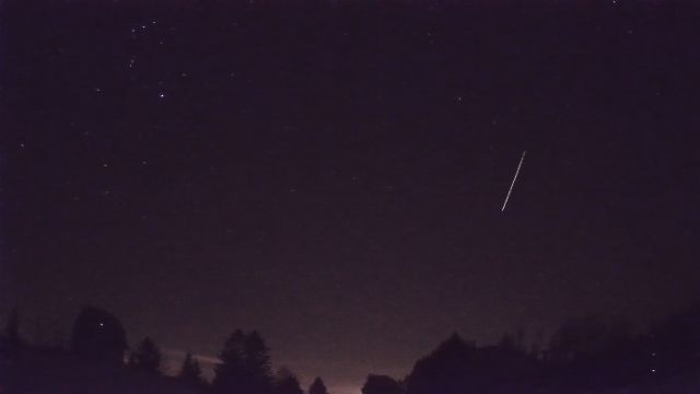 AMS52 meteor