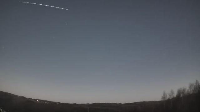 AMS52 meteor